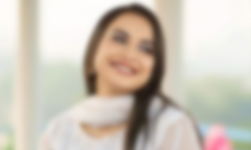 معروف اداکارہ نے پنکھے کے ساتھ لٹک کر خودکشی کرلی