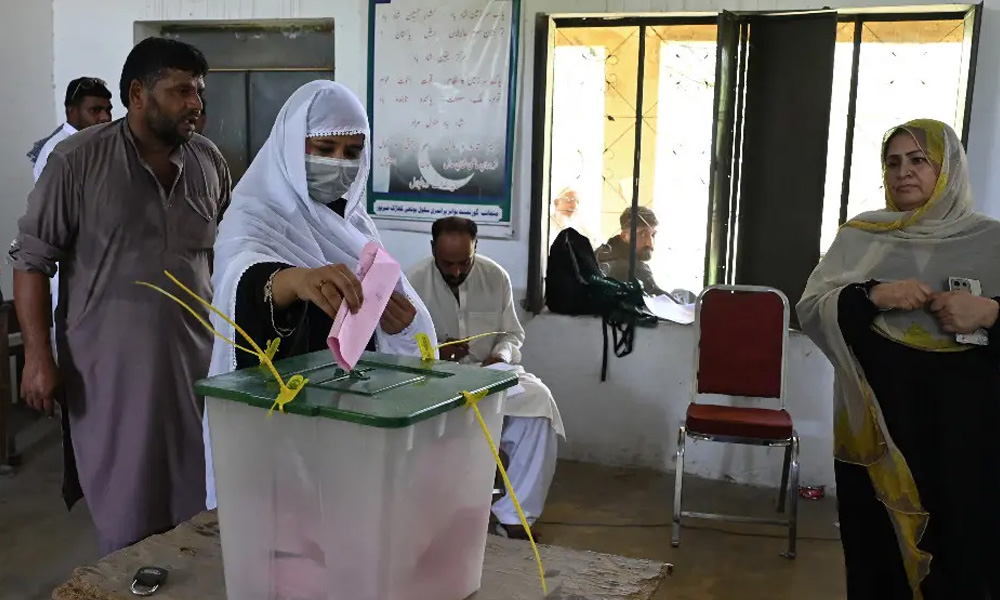 آزاد کشمیر انتخابات ، پیپلز پارٹی 2 ، ن لیگ ایک نشست پر کامیاب ، سردار عتیق آبائی سیٹ ہار گئے