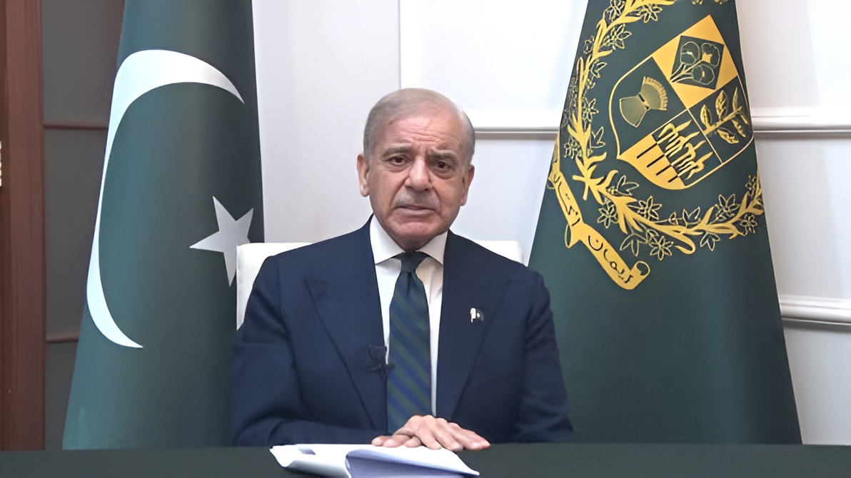 نجکاری کے عمل میں صارفین کے مفاد کو ترجیح دی جائے،وزیراعظم کی ہدایت