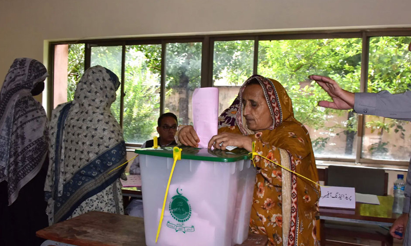 آزاد کشمیر: 23 اسٹیشنز پر پولنگ کے بعد ووٹوں کی گنتی جاری، حویلی سے فیصل راٹھور کامیاب قرار
