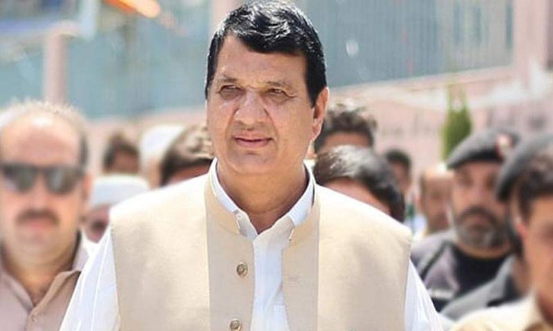 خیبر پختونخوا حکومت دہشت گردی کے خاتمے کیلئے سنجیدہ نہیں: امیر مقام