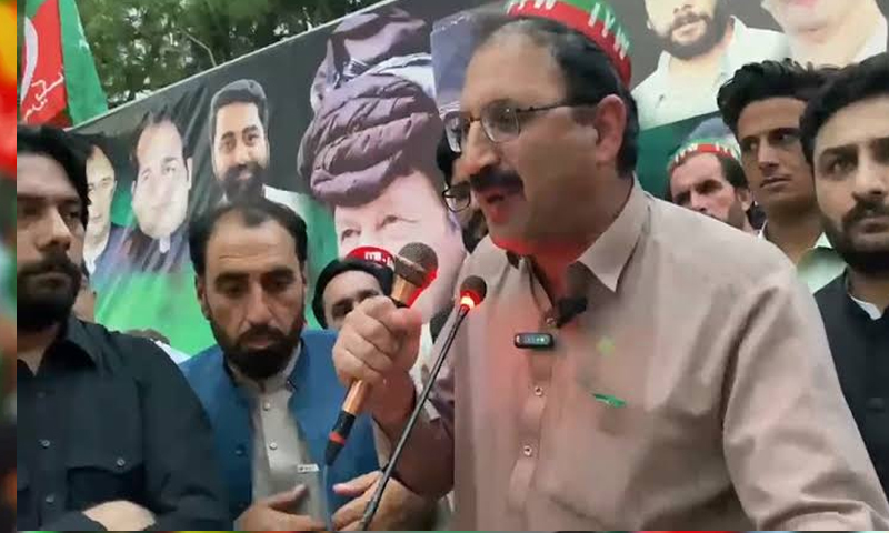 پی ٹی آئی کے صوبائی صدر جنید اکبر کیخلاف مقدمہ درج