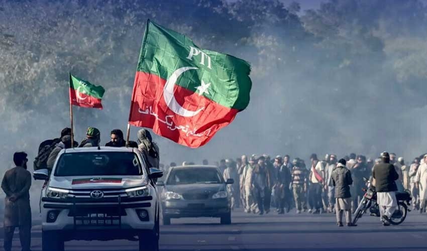 پی ٹی آئی کا لانگ مارچ، لاہور میں 600 سے زائد متحرک کارکنوں کی فہرستیں تیار