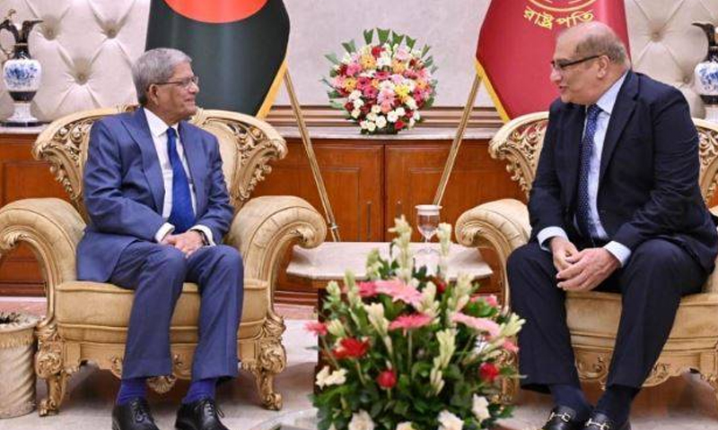 پاکستان اور بنگلہ دیش کا دوطرفہ تعلقات مزید مستحکم بنانے پر اتفاق
