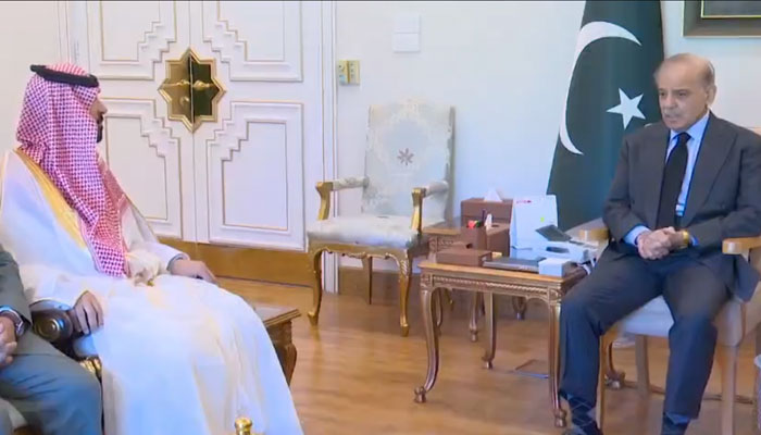 باہمی معاہدہ اور مکہ دفاعی اتحاد پاک سعودی عرب تعلقات میں تاریخی سنگ میل کی حیثیت رکھتے ہیں: وزیراعظم