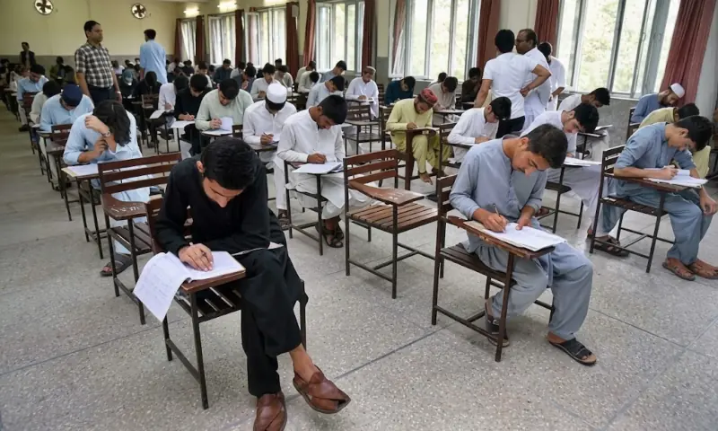 پی ٹی آئی لانگ مارچ : این آر ای امتحان ملتوی، نئی تاریخ کا اعلان