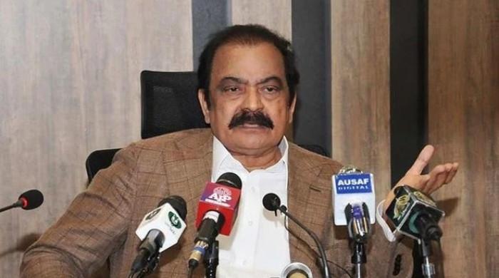 پی ٹی آئی اگر اب بھی اپنا آئینی وقانونی کردار نبھائے تو سوچا جاسکتاہے: رانا ثنااللہ