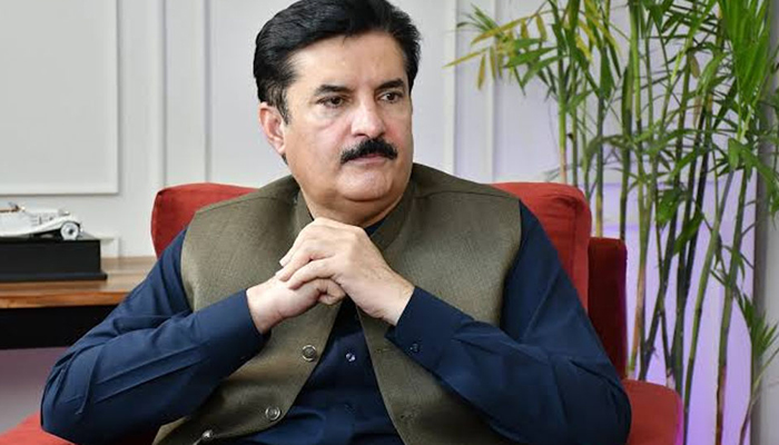 پی ٹی آئی کا لانگ مارچ اٹک سے آگے جا ہی نہیں سکتا، گورنر کے پی کا دعویٰ