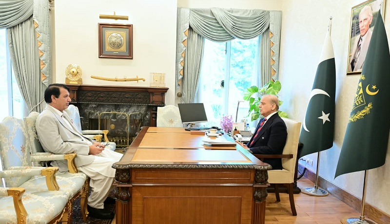 خیبرپختونخوا میں بڑھتی دہشت گردی کو ہر قیمت پر روکنا ہوگا: وزیراعظم